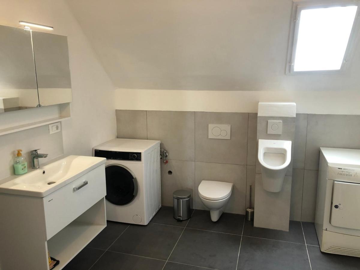 Huge Bbq Garden 2, Spacious Flat, Ac, Free Parking 2 Ljubljana Luaran gambar